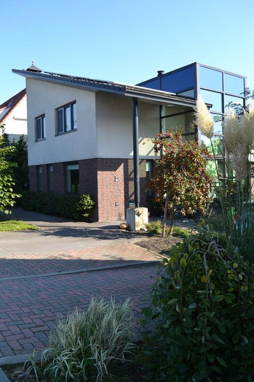 Bed & Breakfast Flowerzzz... Rotterdam Exterior foto