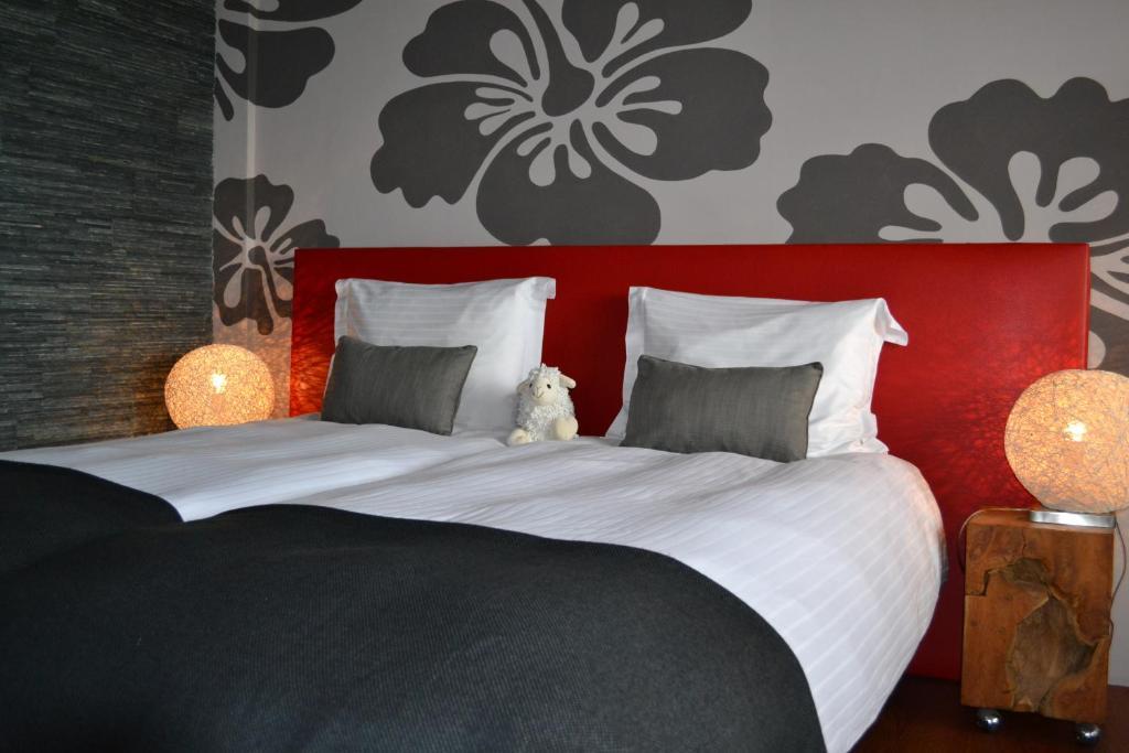 Bed & Breakfast Flowerzzz... Rotterdam Exterior foto